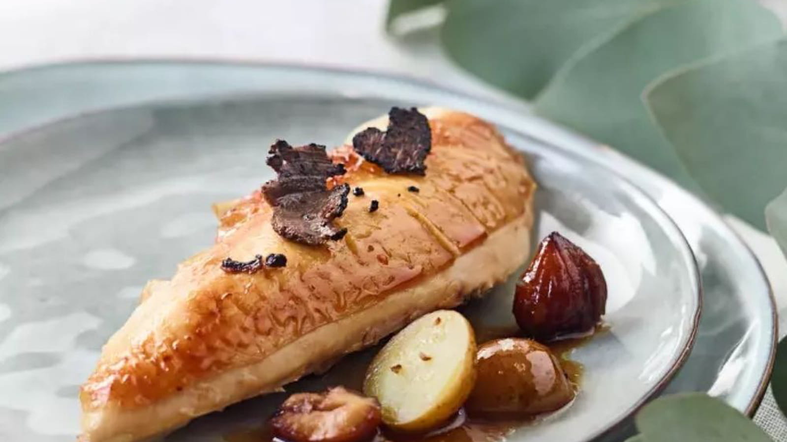 Suprême de chapon à la truffe