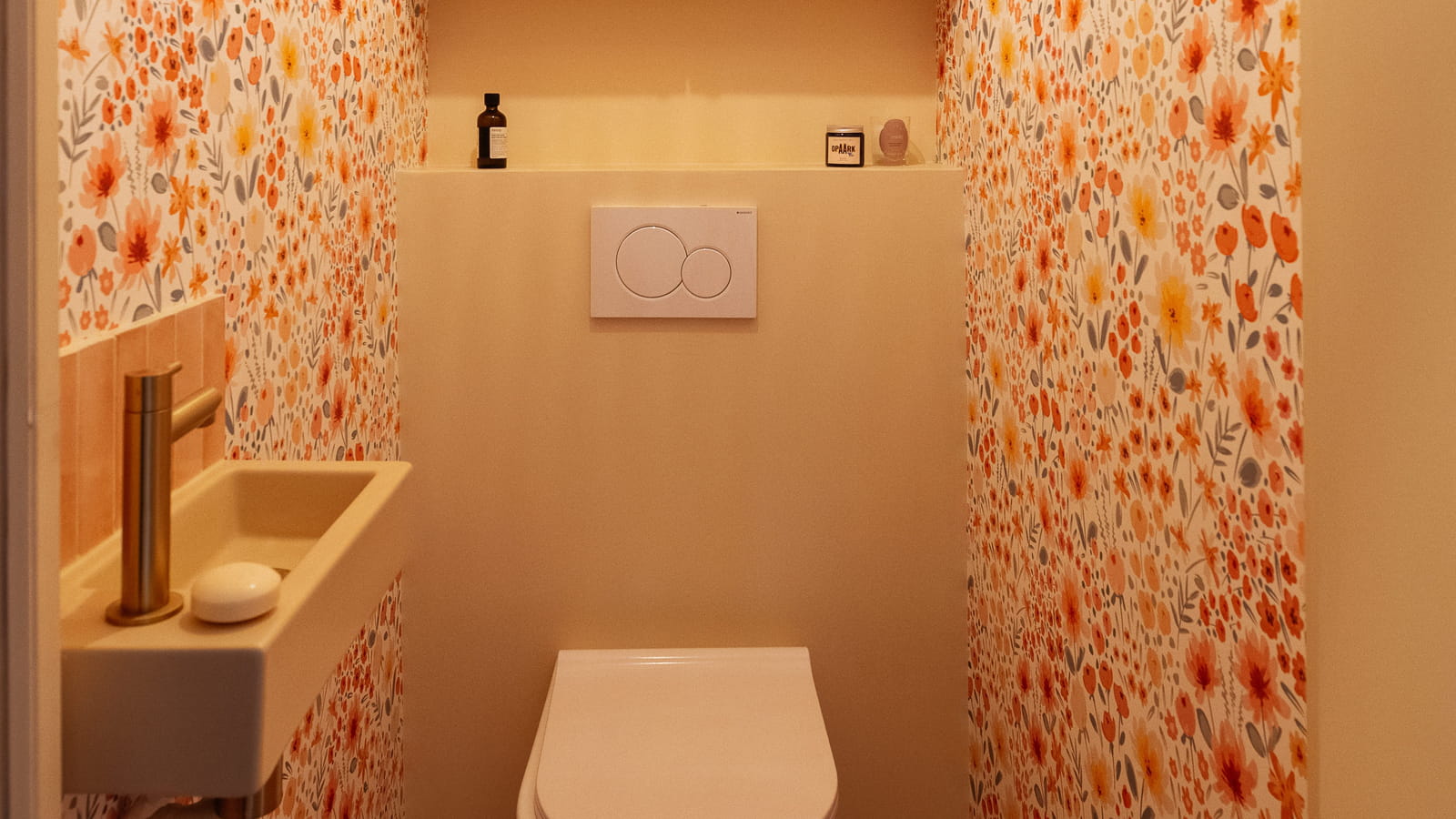 Cabinet de toilettes après