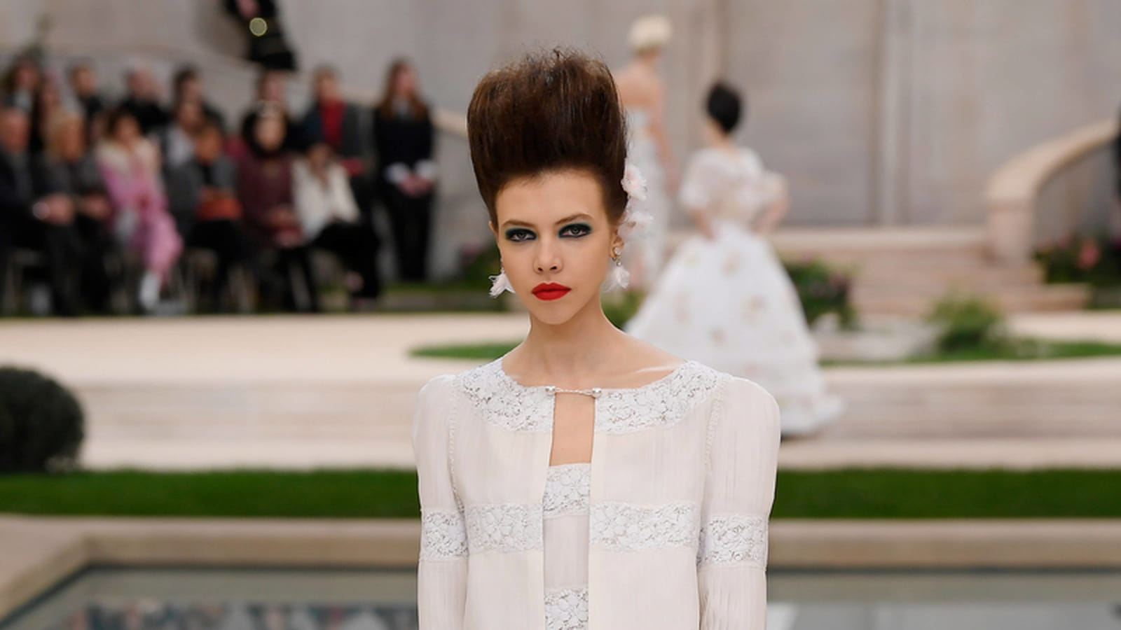 Look 39