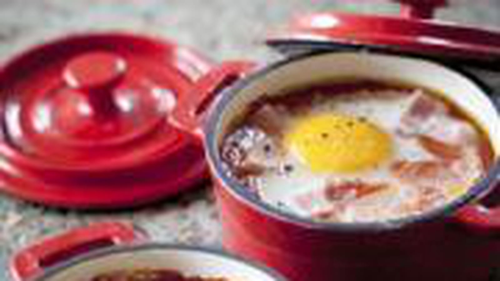 Oeufs cocotte Tomacouli® et jambon