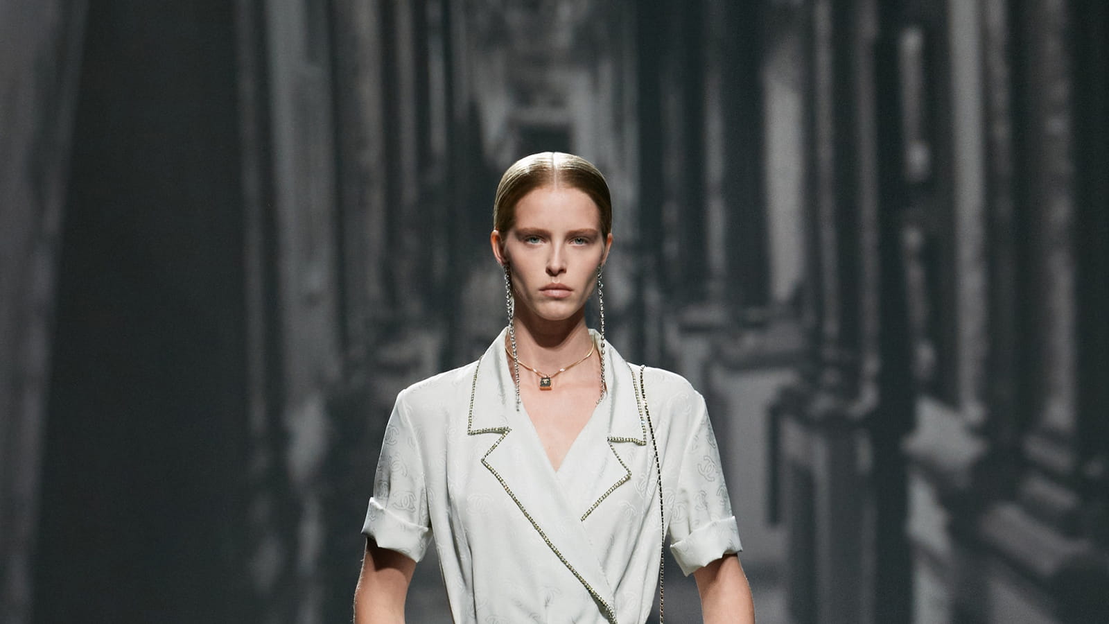 Look 33
