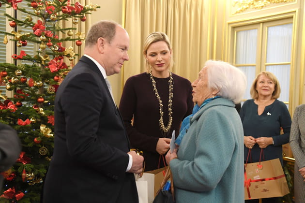 Albert de Monaco et Charlene de Monaco en grande conversation