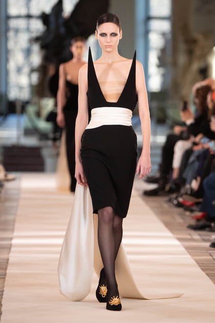 Look 20&nbsp;du d&eacute;fil&eacute; Schiaparelli