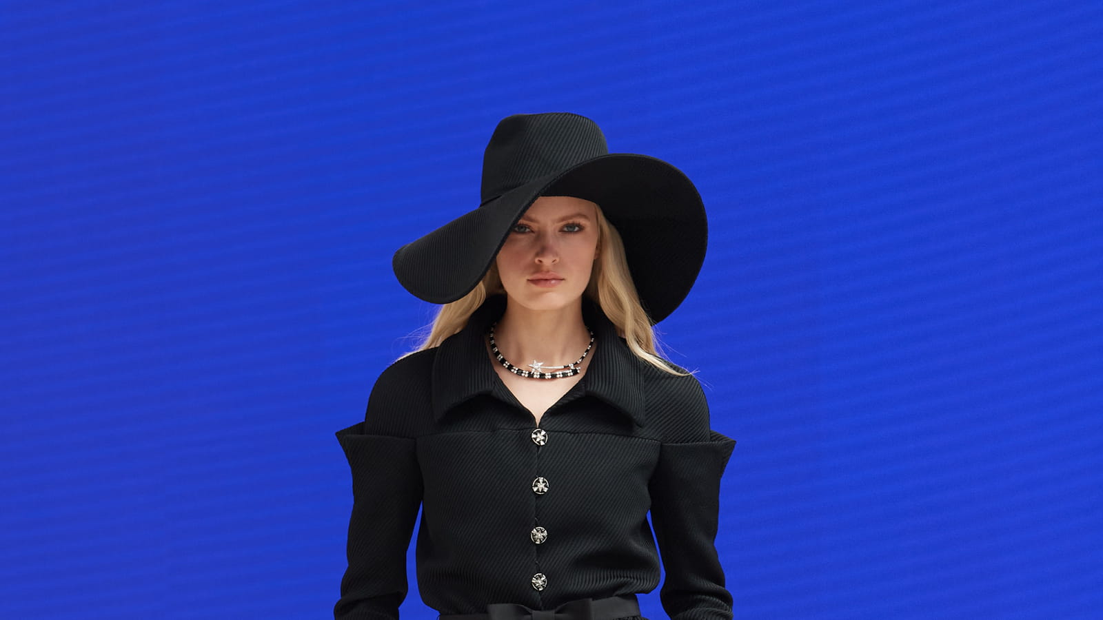 Look 23