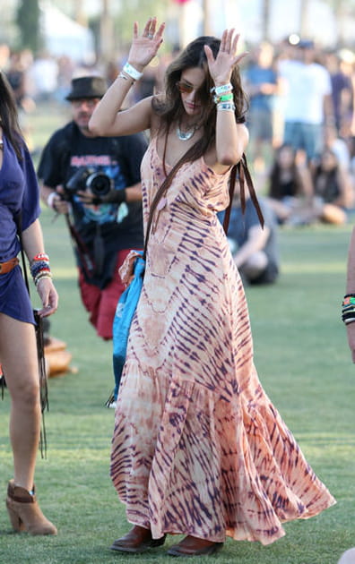 Coachella : Alessandra Ambrosio, hippie