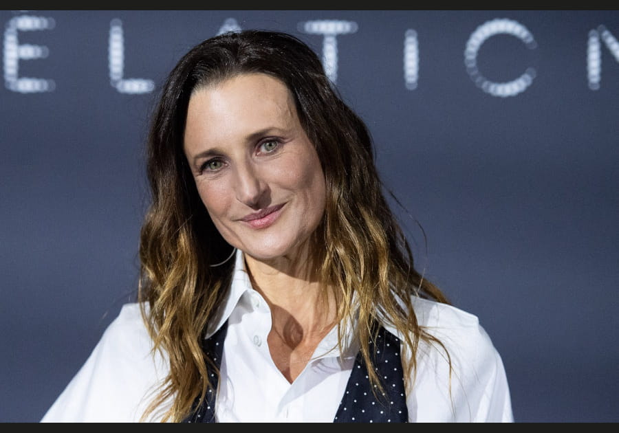 Camille Cottin, stup&eacute;fiante avec son ombr&eacute; hair