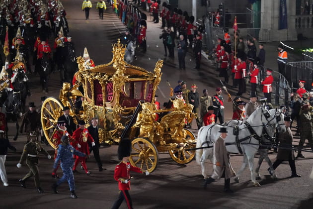 R&eacute;p&eacute;tition nocturne &agrave; Londres, quelques jours avant le couronnement de Charles III