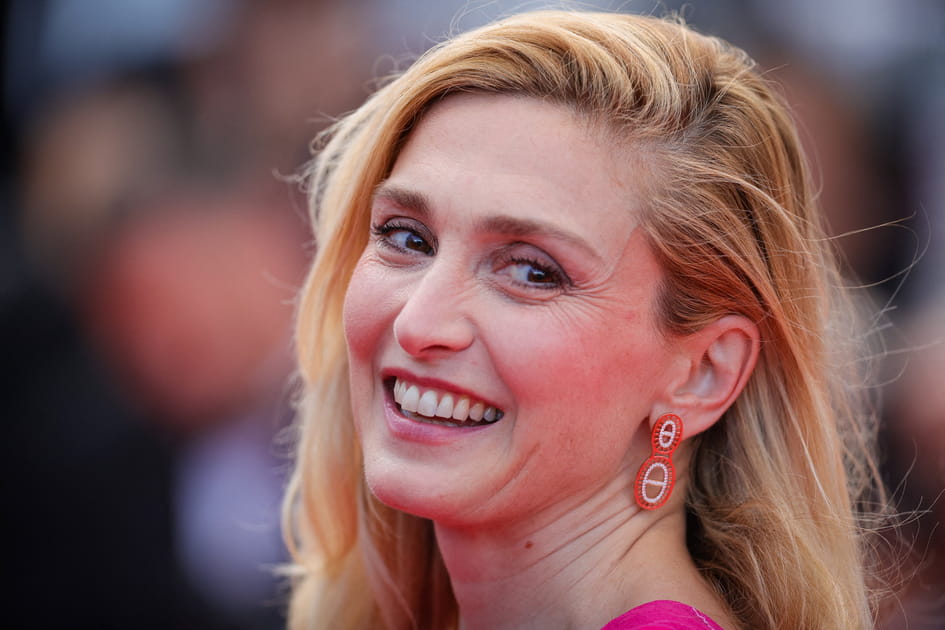Julie Gayet, &eacute;l&eacute;gante avec son teint bonne mine