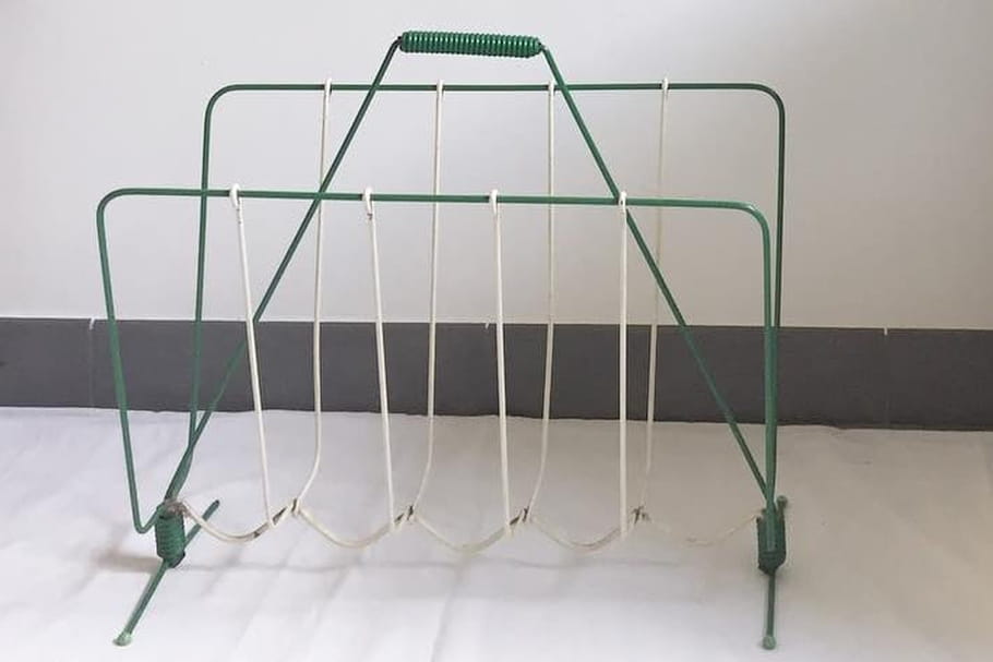 Le truc à chiner : un porte-revue en scoubidou