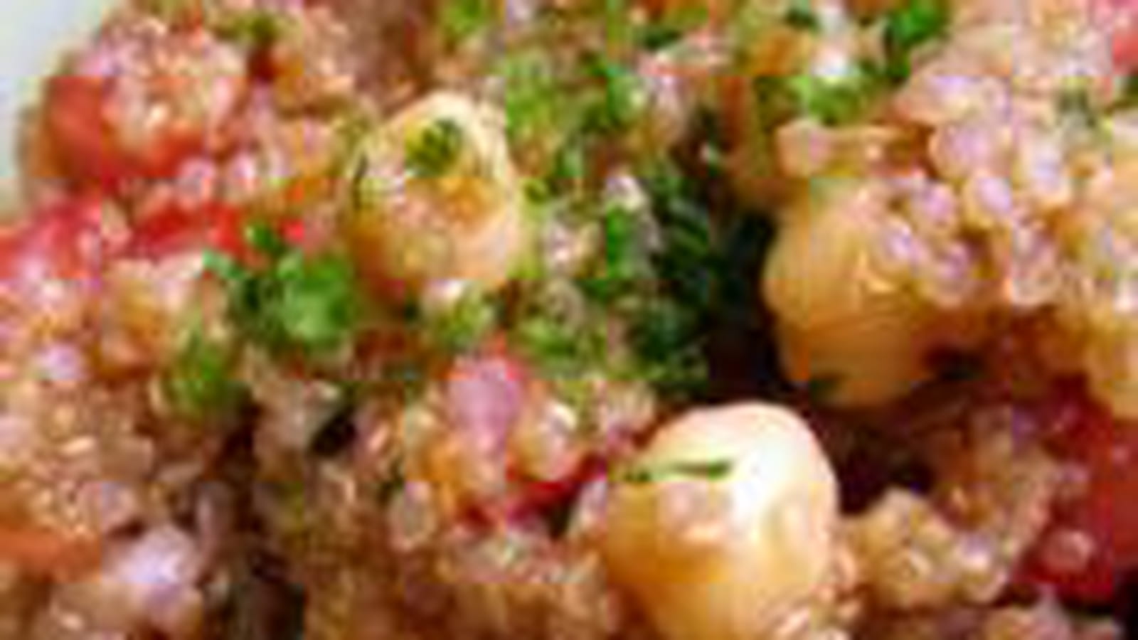 Salade de quinoa aux pois chiches et tomates