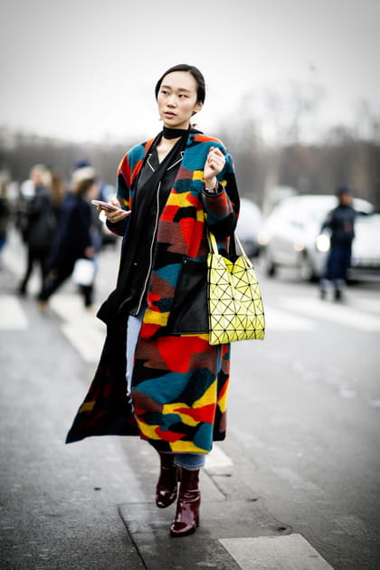 Street style à Paris : le camo pop