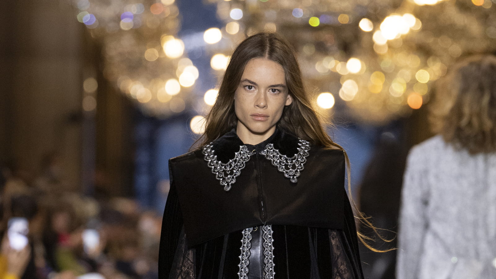 Look 27