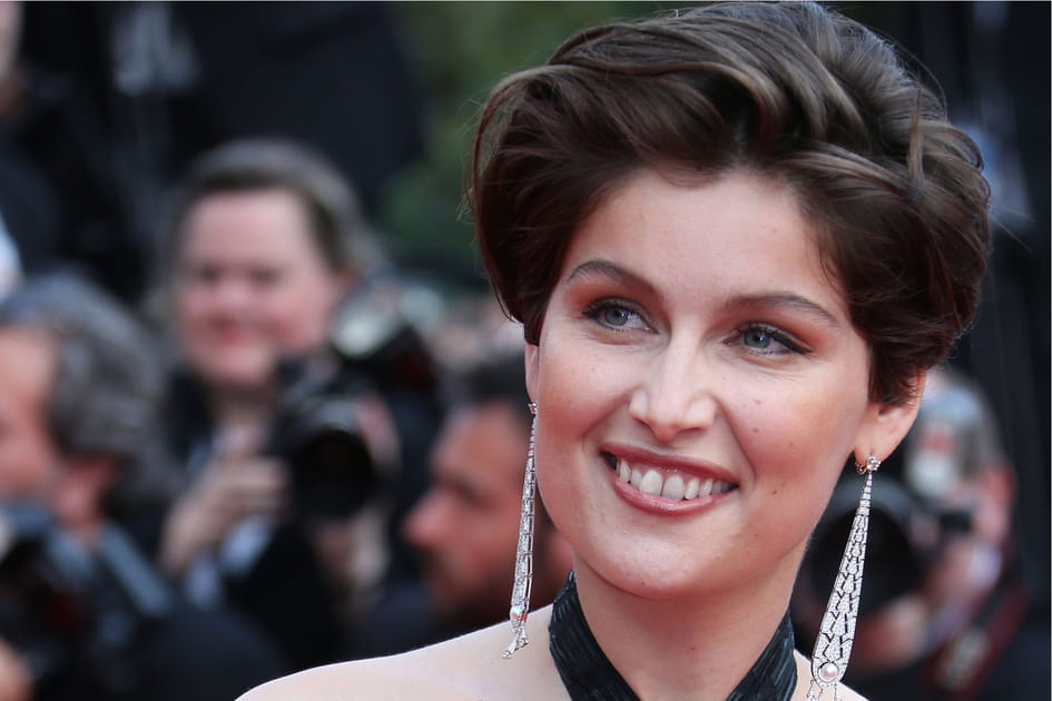 Laetitia Casta, m&eacute;connaissable avec son court volumineux