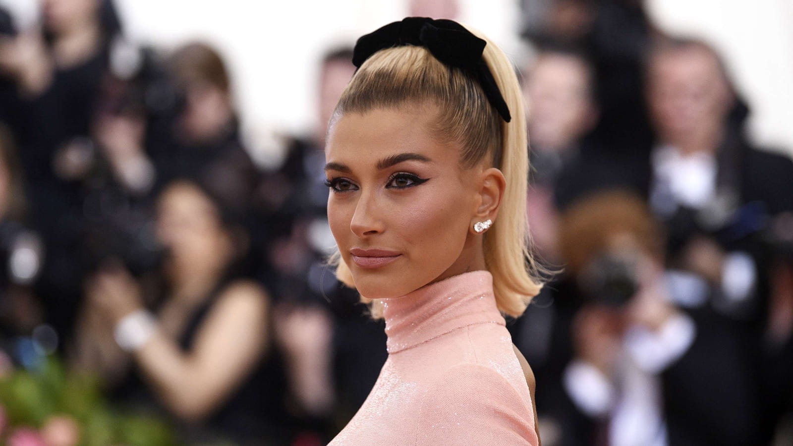 Hailey Bieber