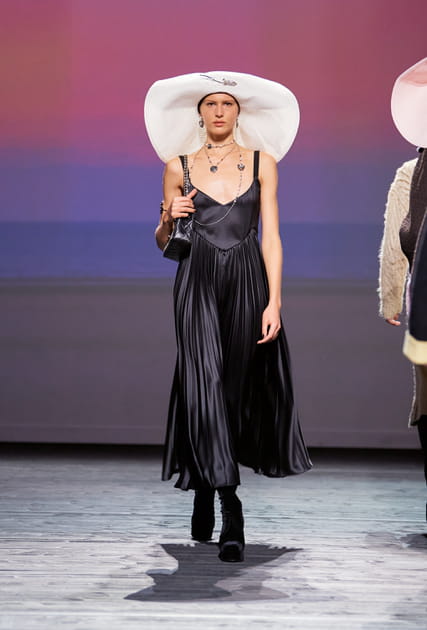 Look 73&nbsp;du d&eacute;fil&eacute; Chanel automne-hiver 2024-2025