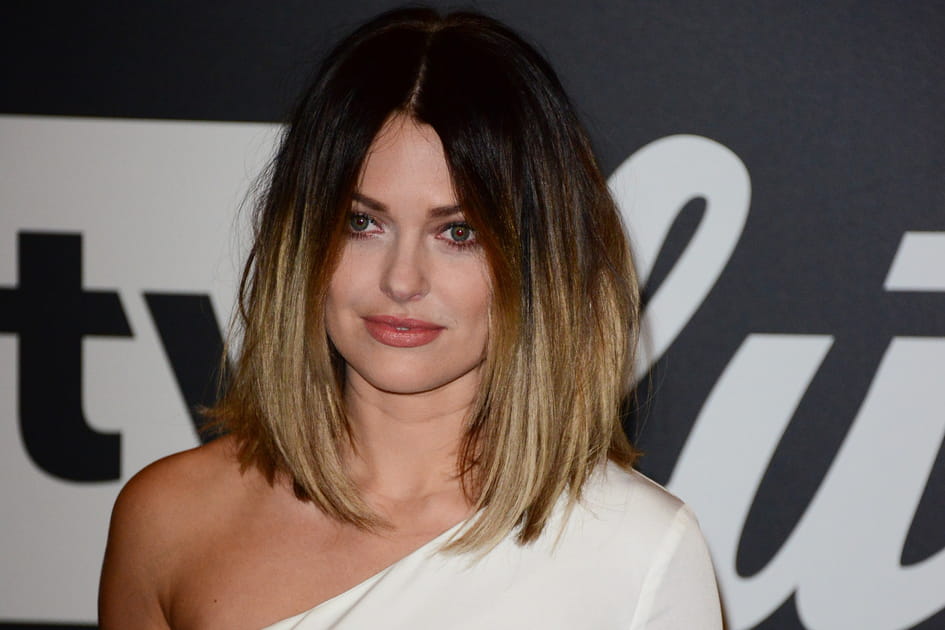 Le carr&eacute; volume de Caroline Receveur