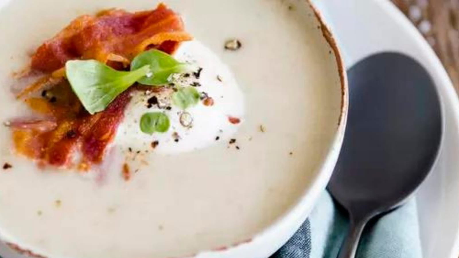 Velouté d’endives à l’ail