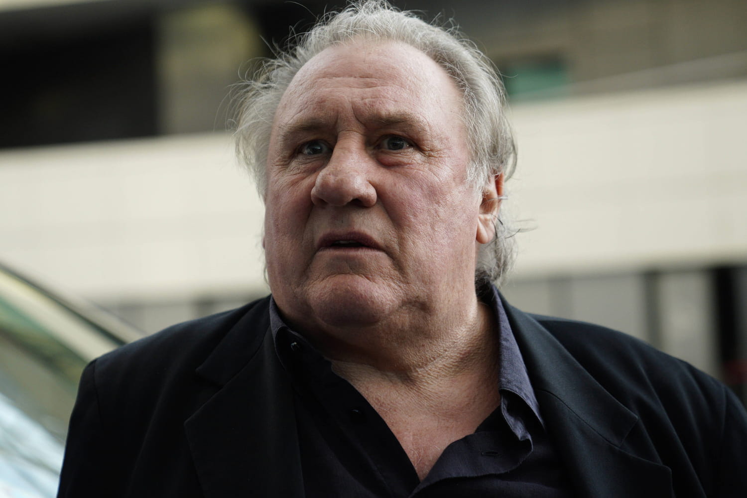 Gérard Depardieu, mis en examen pour viols : SMS et vidéos sèment le trouble