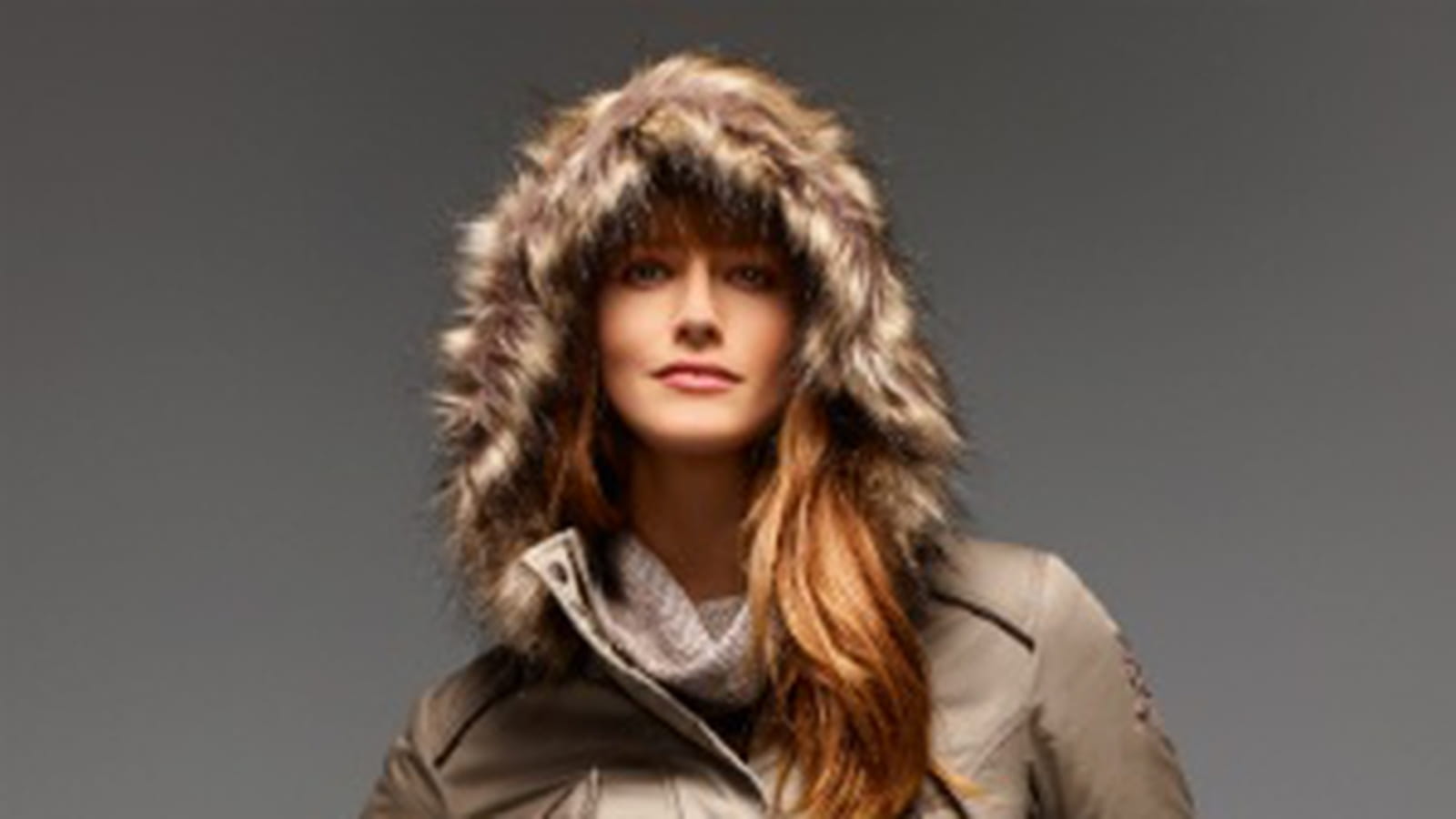 Parka à capuche en fausse fourrure de Camaïeu