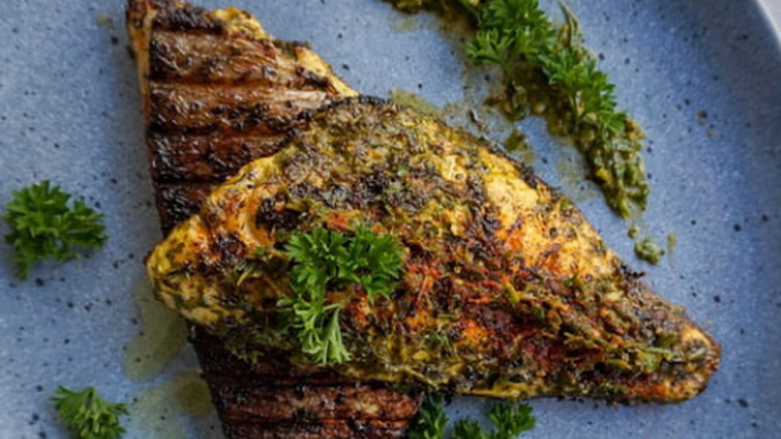 Dorade grillée marinée à la chermoula