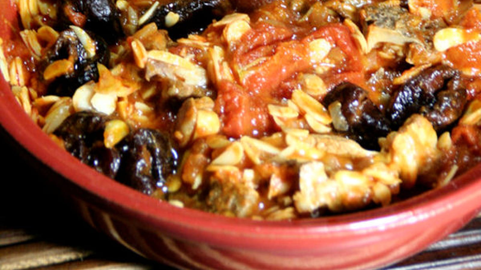 Tajine d'agneau aux amandes