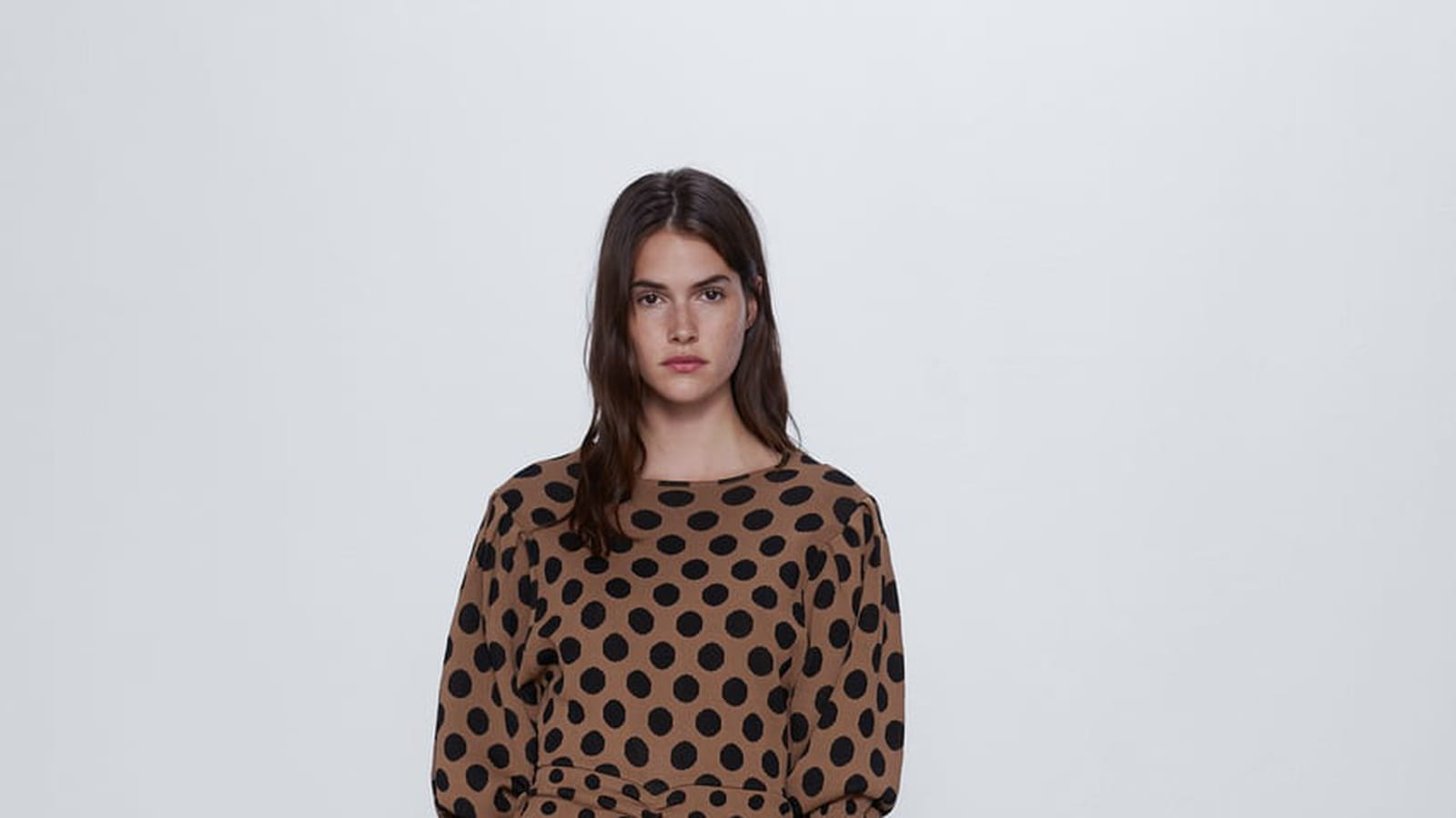 Robe drapée à pois 