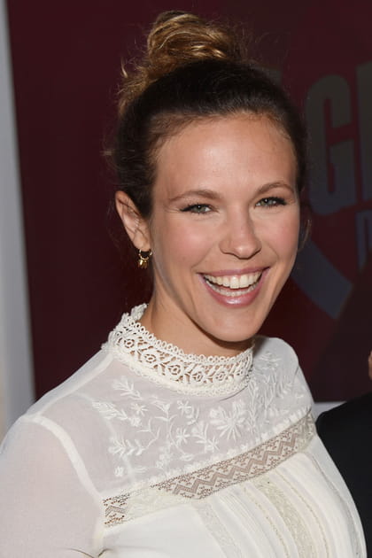 Le "everyday" chignon de Lorie Pester