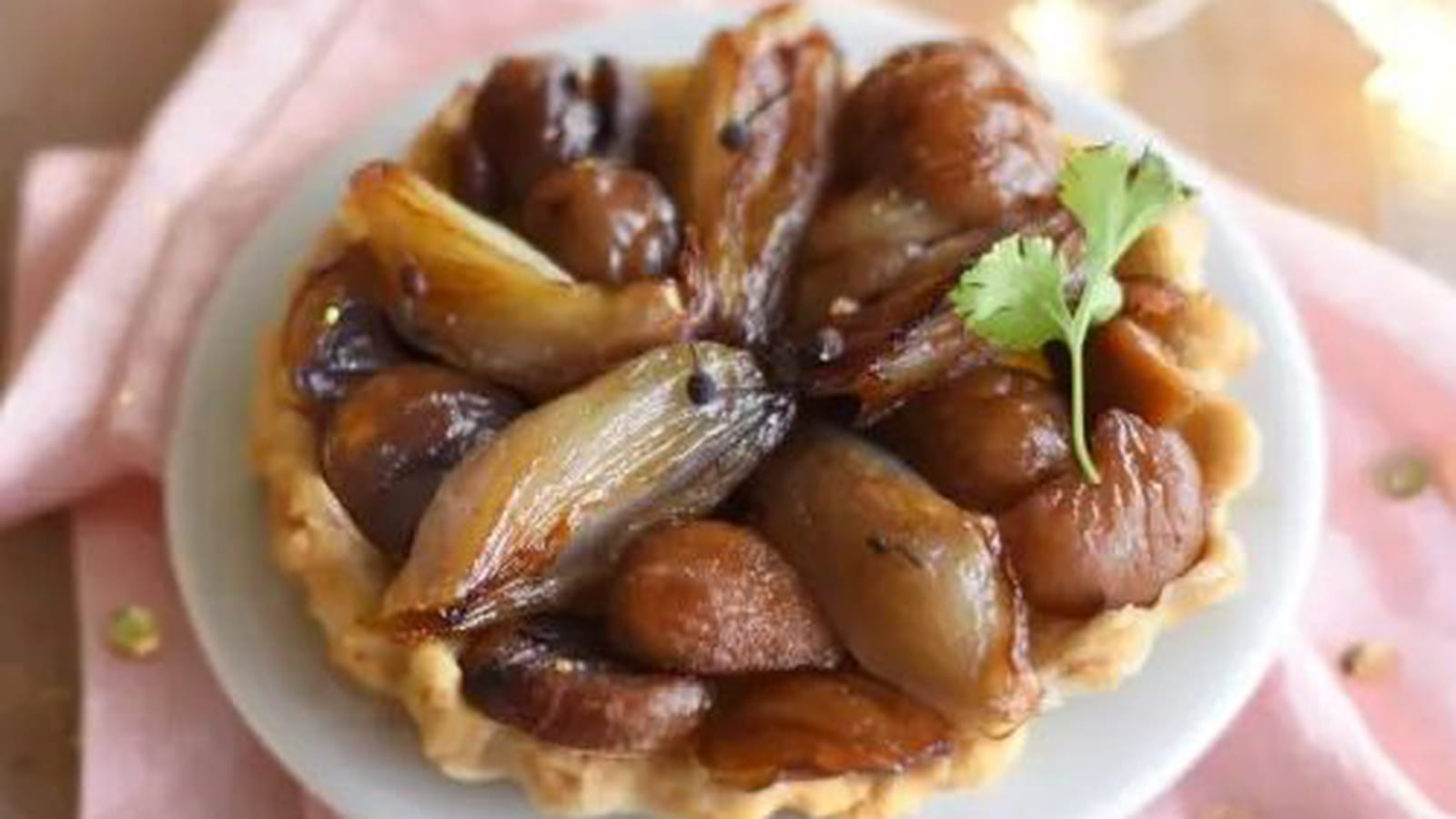 Mini-tatin de châtaignes & échalotes au Poivre de Setchuan