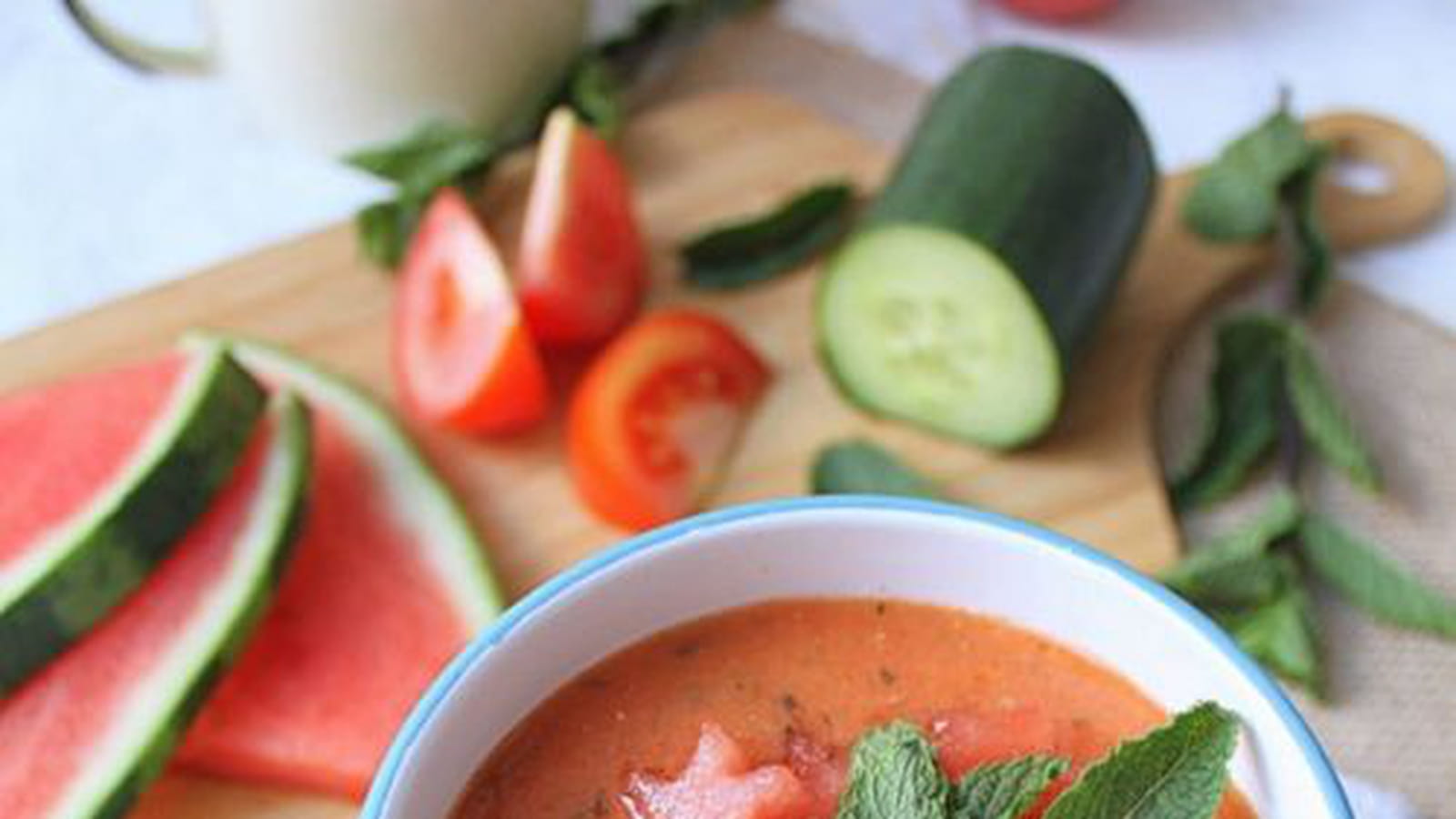 Soupe froide de pastèque et tomate