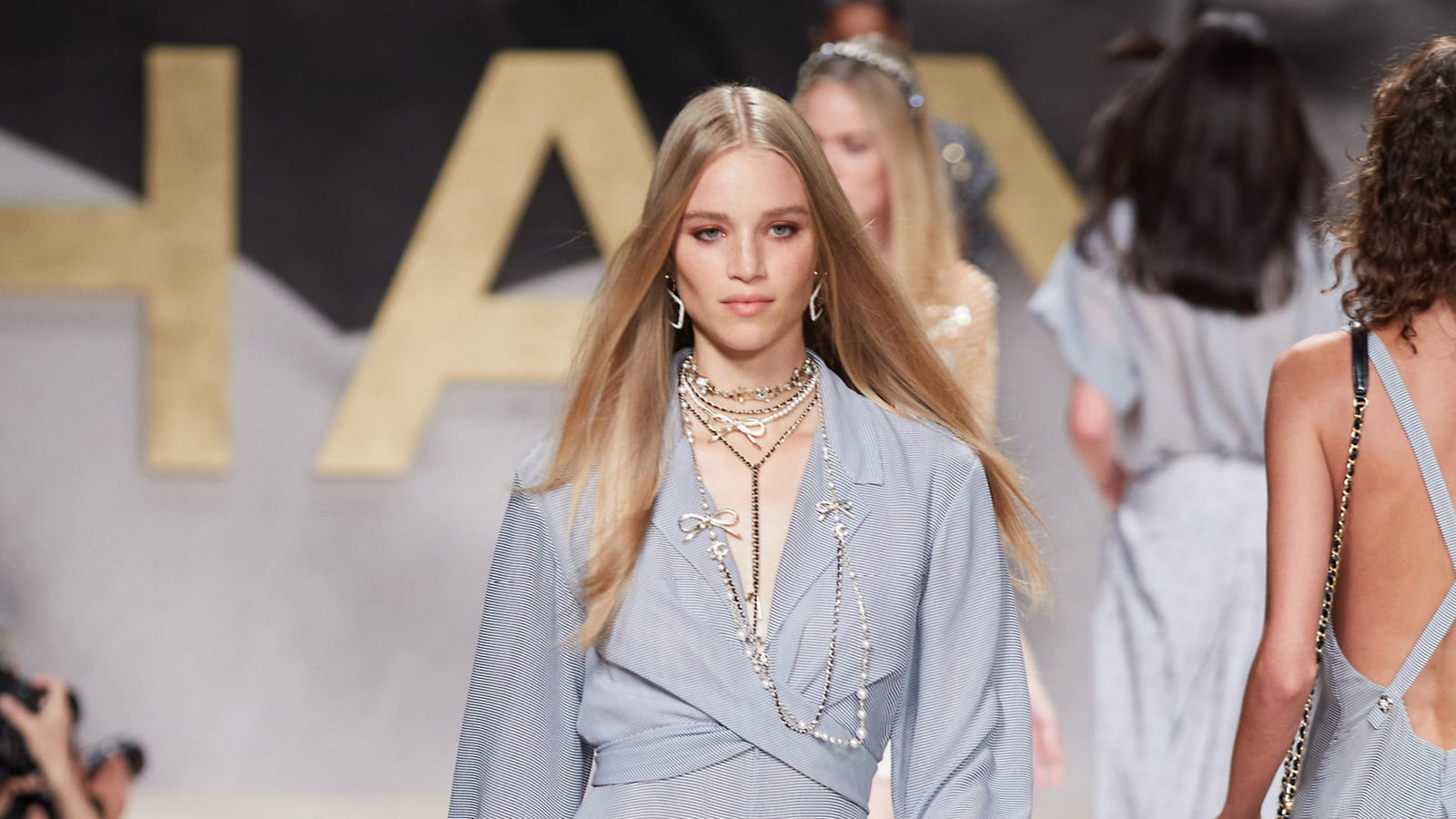 Look 26