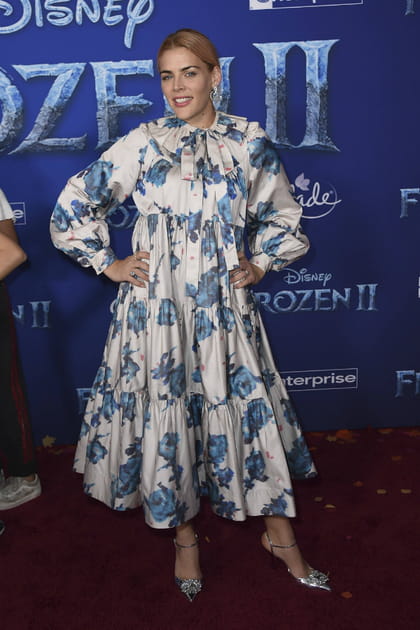 Busy Philipps en robe fleurie