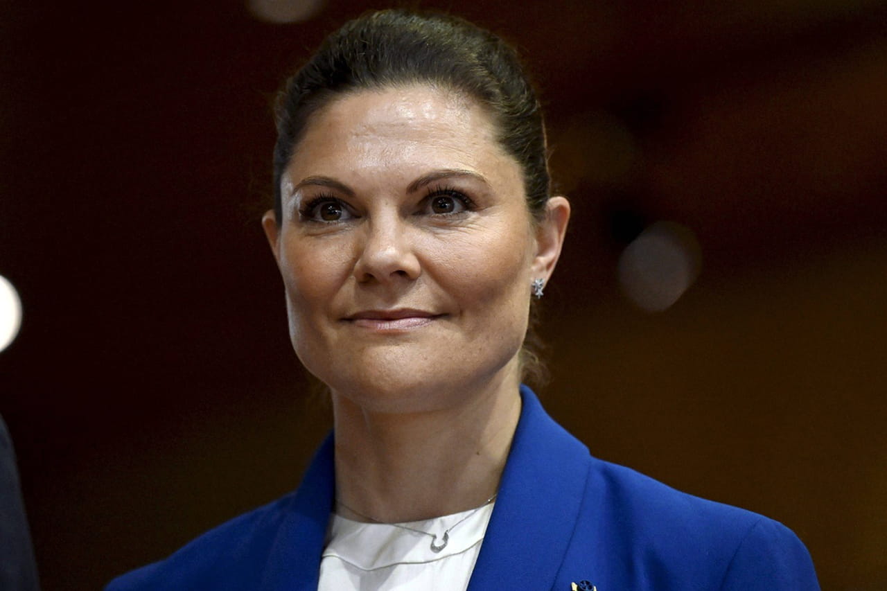 MÃªme Victoria de SuÃ¨de l'a choisieÂ : cette jupe Uniqlo Ã  49,90Â euros s'impose comme...