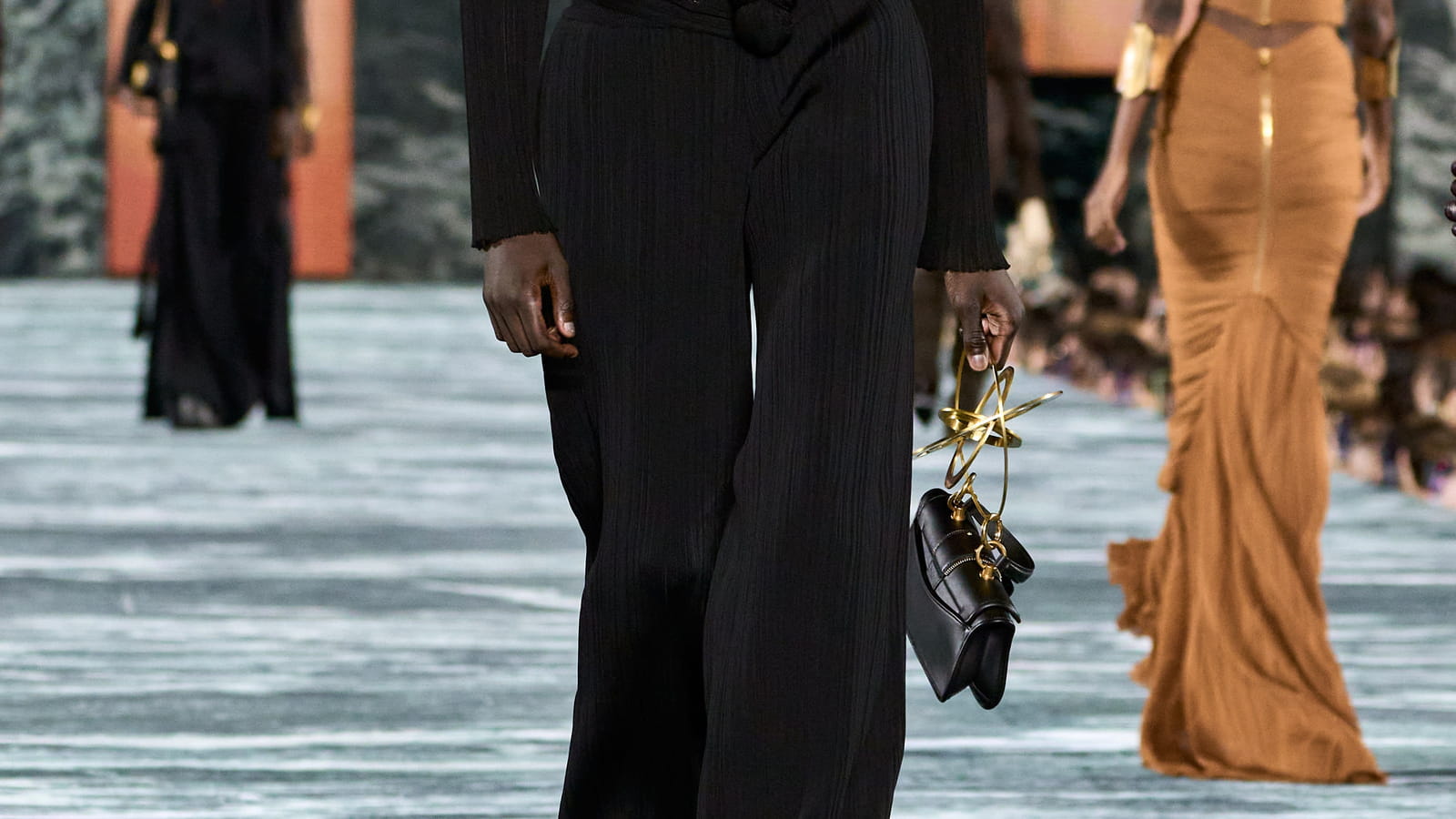 Look 91