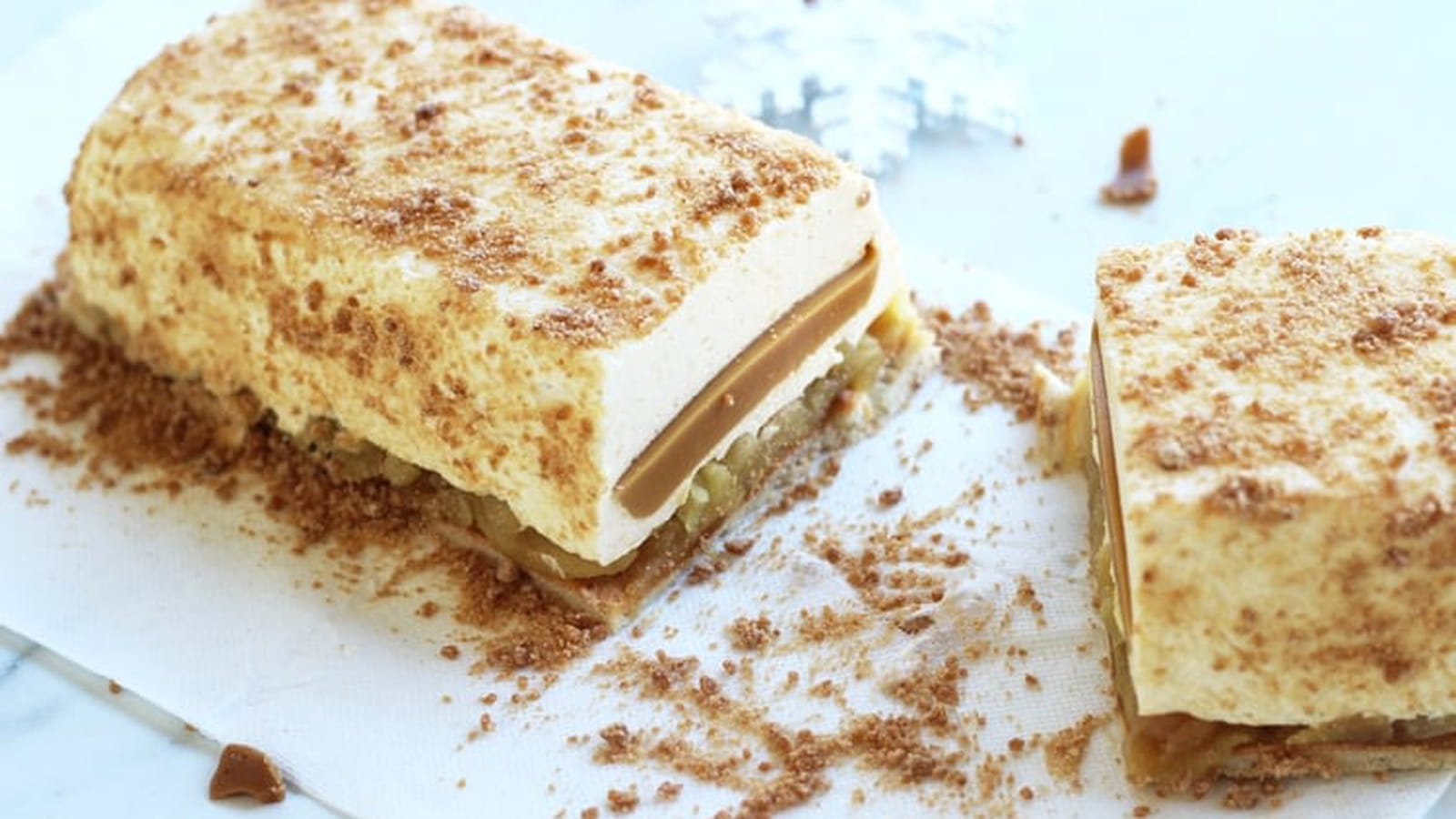 Bûche de Noël vanille, pomme et caramel