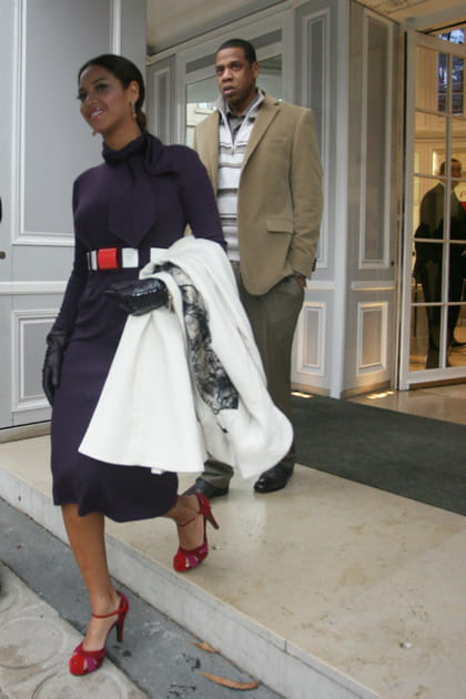Beyoncé en robe violette