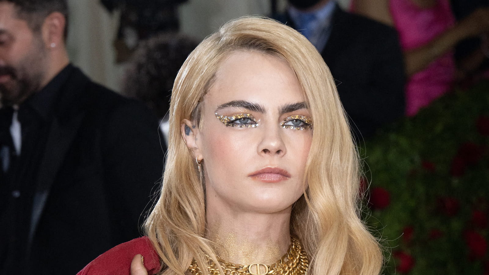 Cara Delevingne et son maquillage golden eye