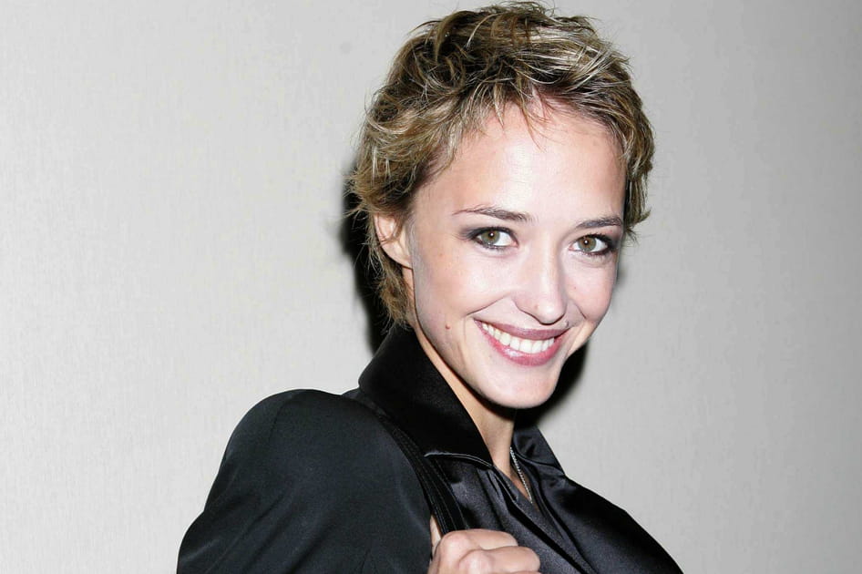 La coupe gar&ccedil;onne d&eacute;coiff&eacute;e de H&eacute;l&egrave;ne de Fougerolles