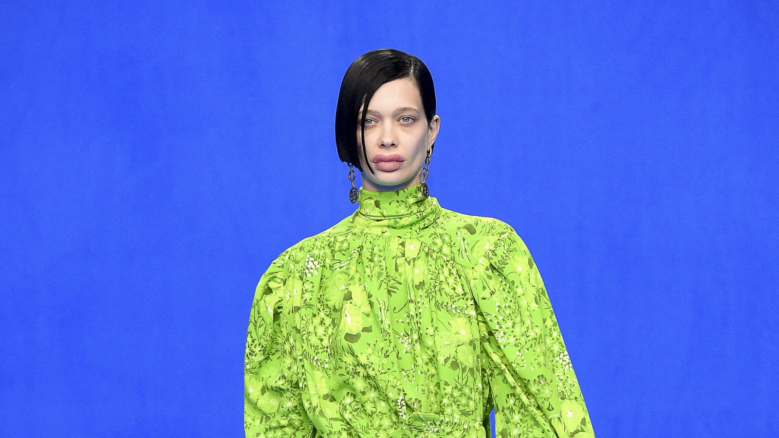 Look 15