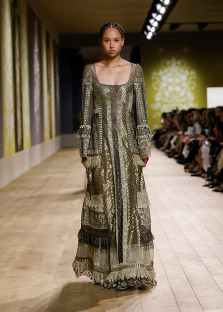 Look 64&nbsp;du d&eacute;fil&eacute; Dior