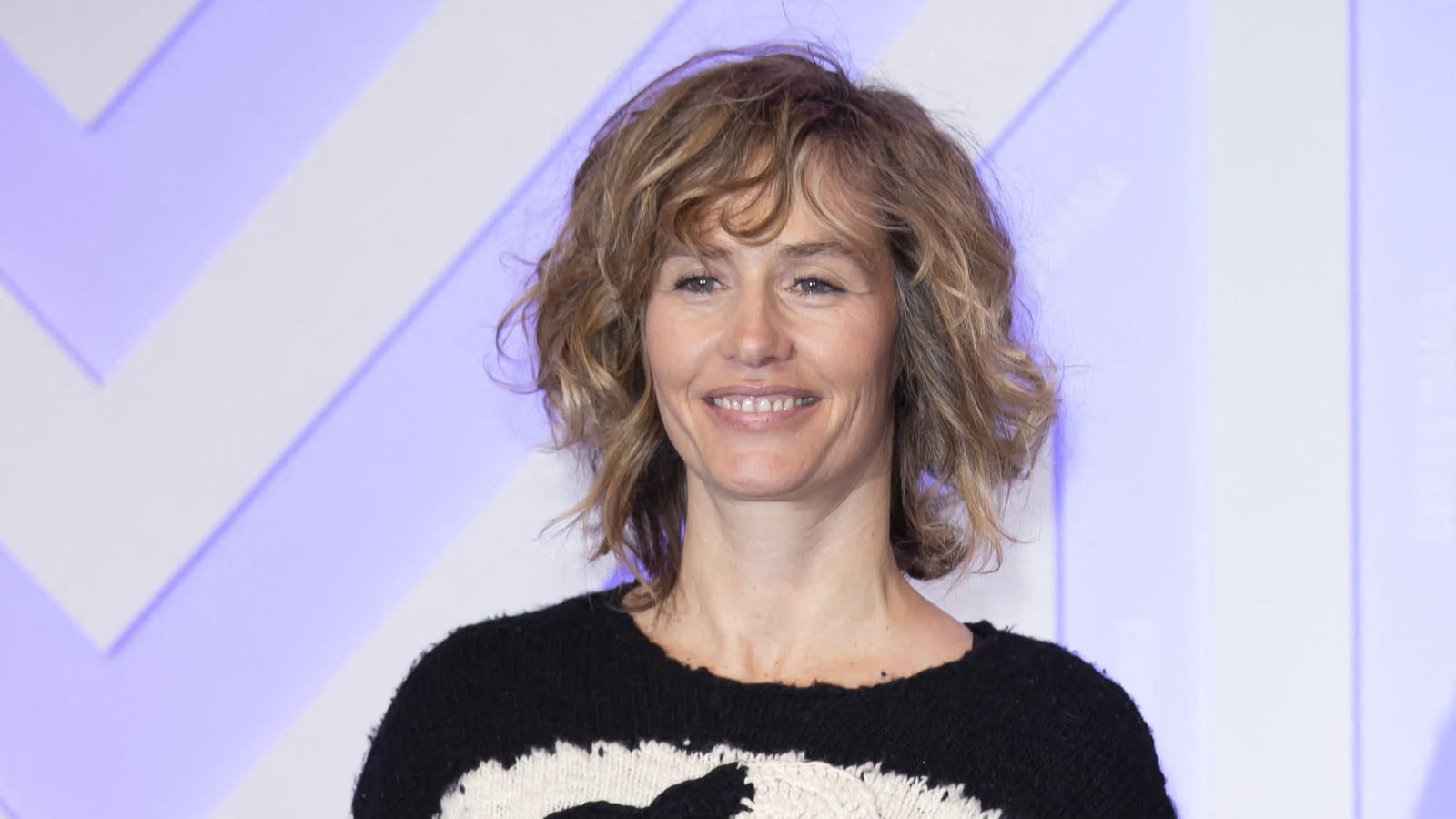 Cécile De France