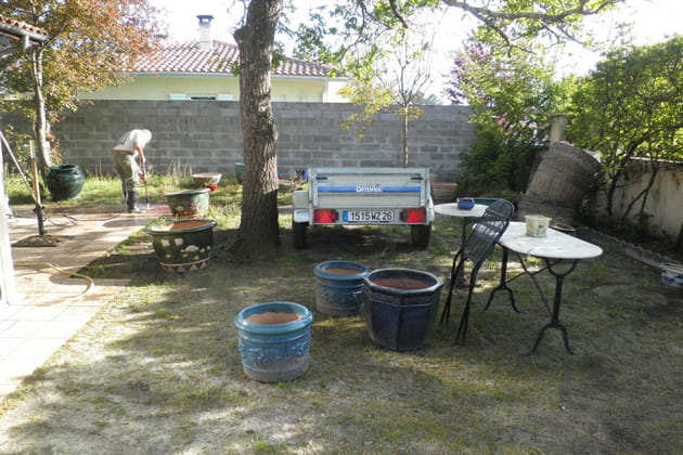 Avant : un jardin à l'abandon