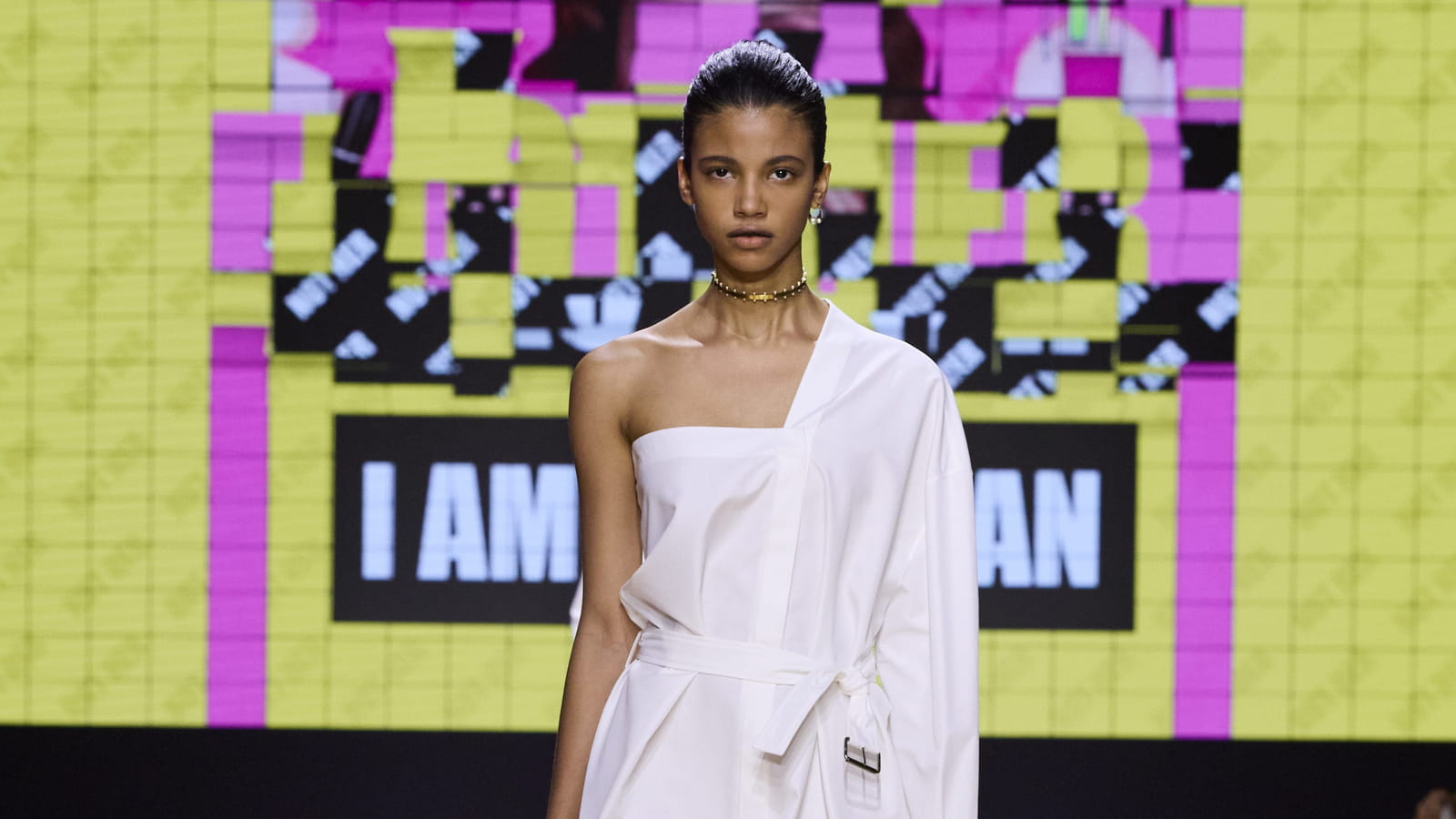 Look 11