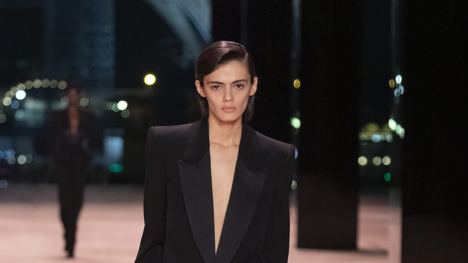 Look 54