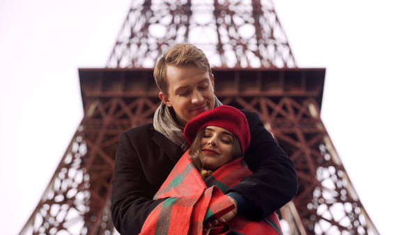 couple-paris-tour-eiffel