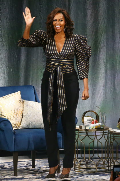Michelle Obama en blouse cache-cœur
