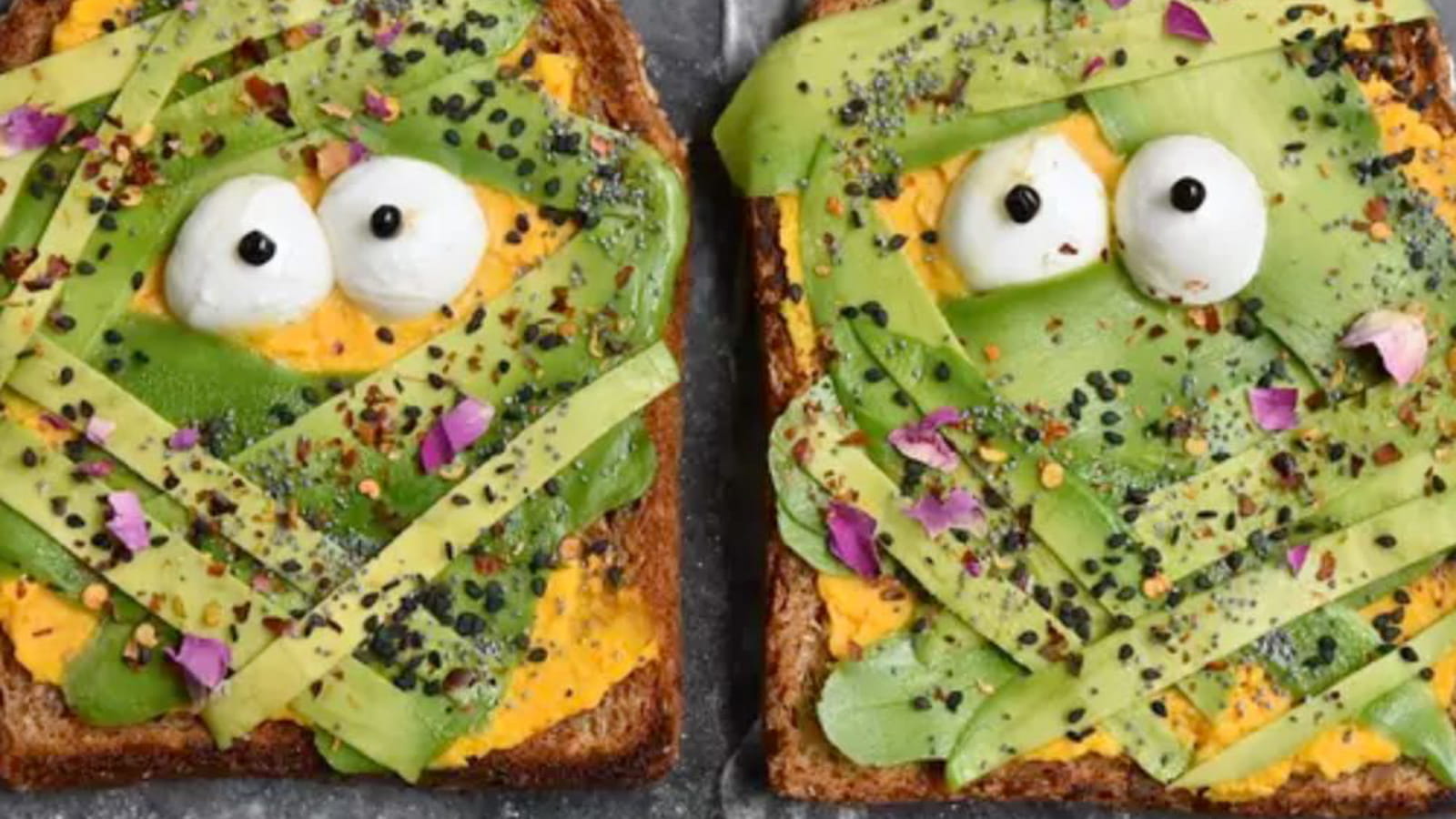 Toast d'avocat momifié