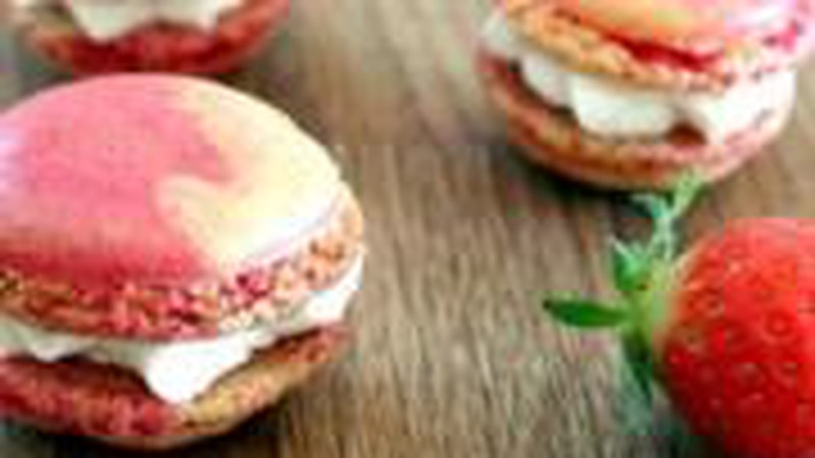 Macaronssauge ananas & fraise