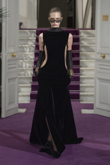 Look 60&nbsp;du d&eacute;fil&eacute; Valentino haute couture printemps-&eacute;t&eacute; 2024