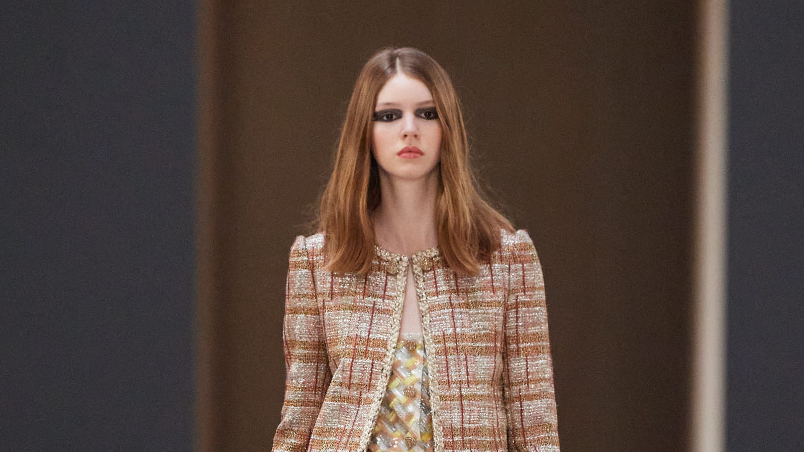 Look 15