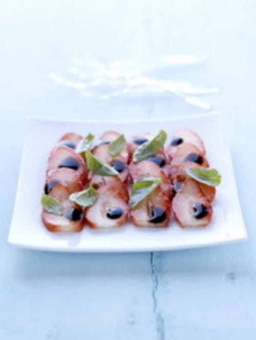 Carpaccio de fraises, balsamique et basilic